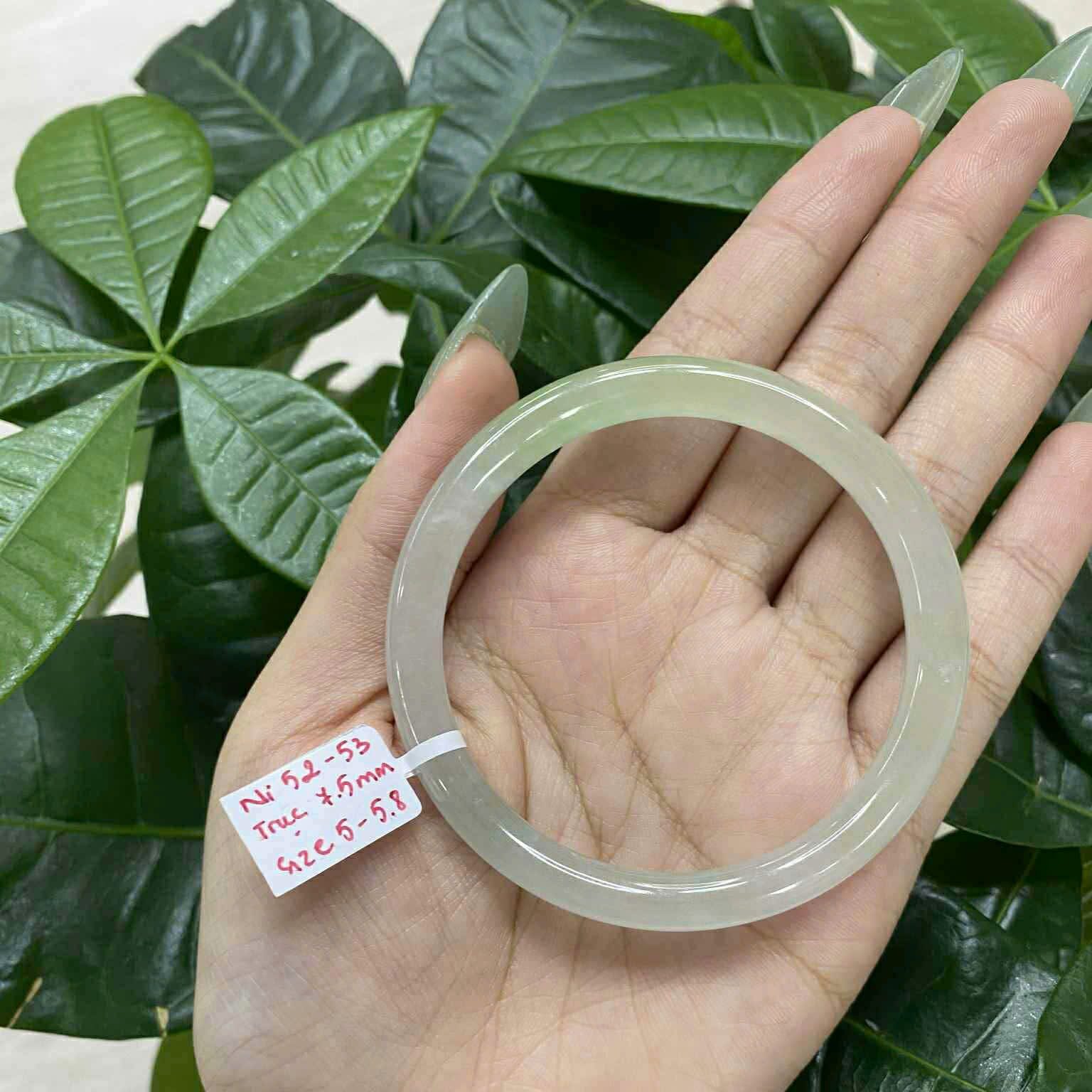 Vòng bảng Jade nhạt Bracelet 333011